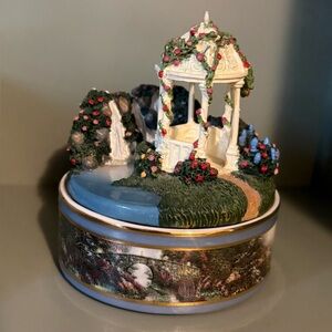 Thomas Kincade Peaceful Moments Hidden Arbor Musical Box Plays Stand By Me  2004